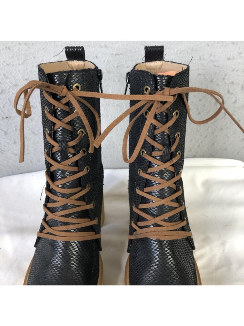 Oasis Society Boots Womens Size 9 Black Snake Print Lace Up Combat Goth Punk - Picture 6 of 16